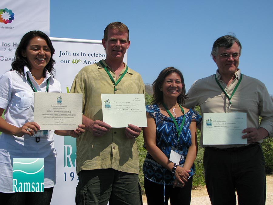 Students accepting Ramsar Award